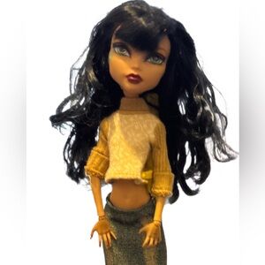 Cleo De Nile Doll Mattel 2008 redress with long hair